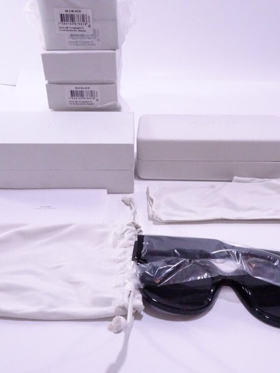 Veronica Beard Reversible CHIMI Women\'s 08 SUNGLASSES Black NIB 198 main image 10